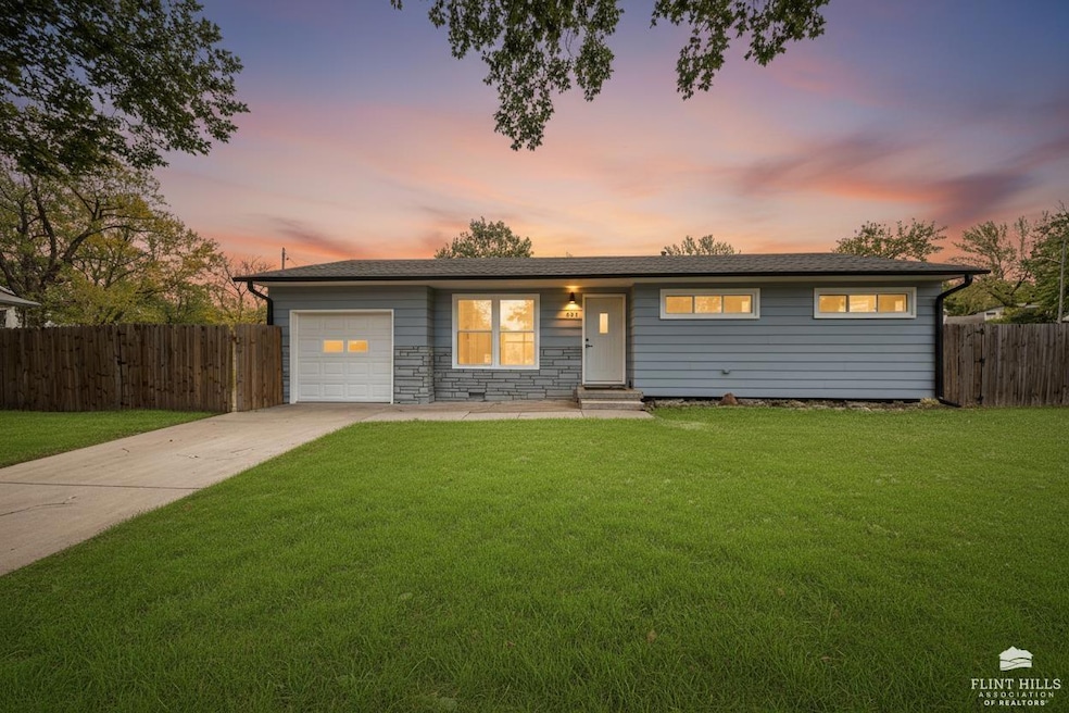 Pending $169,900 • Co-Listing Agent