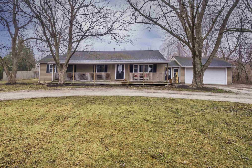 2269 E 350 N, Bluffton, IN 46714 - photo 1