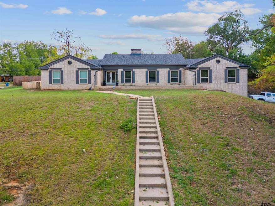 Sold • Co-Listing Agent