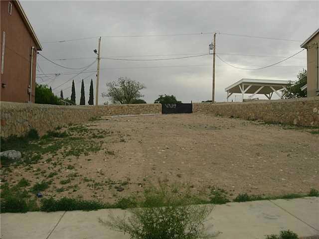 3328 Lincoln Ave, El Paso, TX 79930 - photo 1