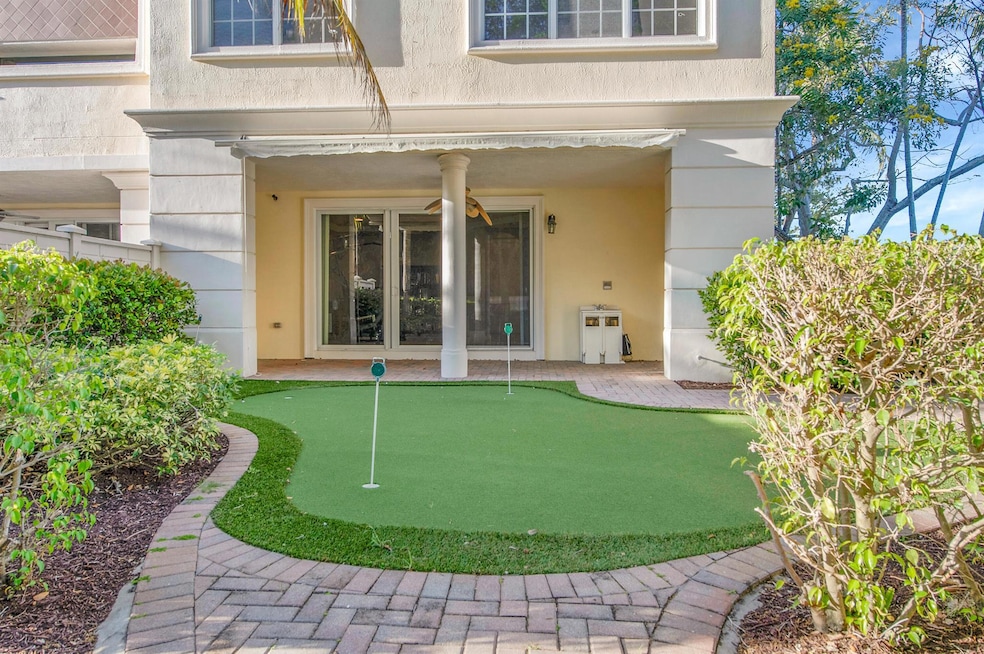 668 NE Francesca Ln, Boca Raton, FL 33487 - photo 1