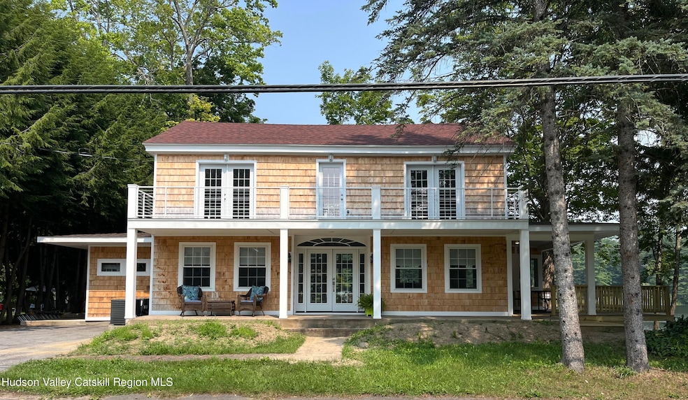 For Sale $699,000 • Co-Listing Agent