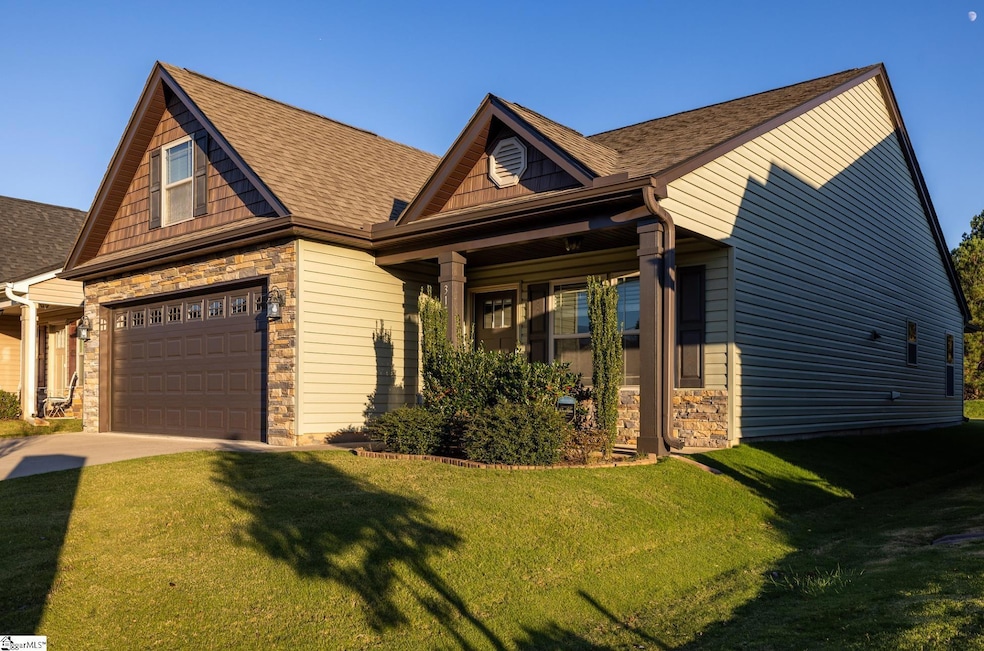 313 Trail Crossing Ln, Inman, SC 29349 - photo 1