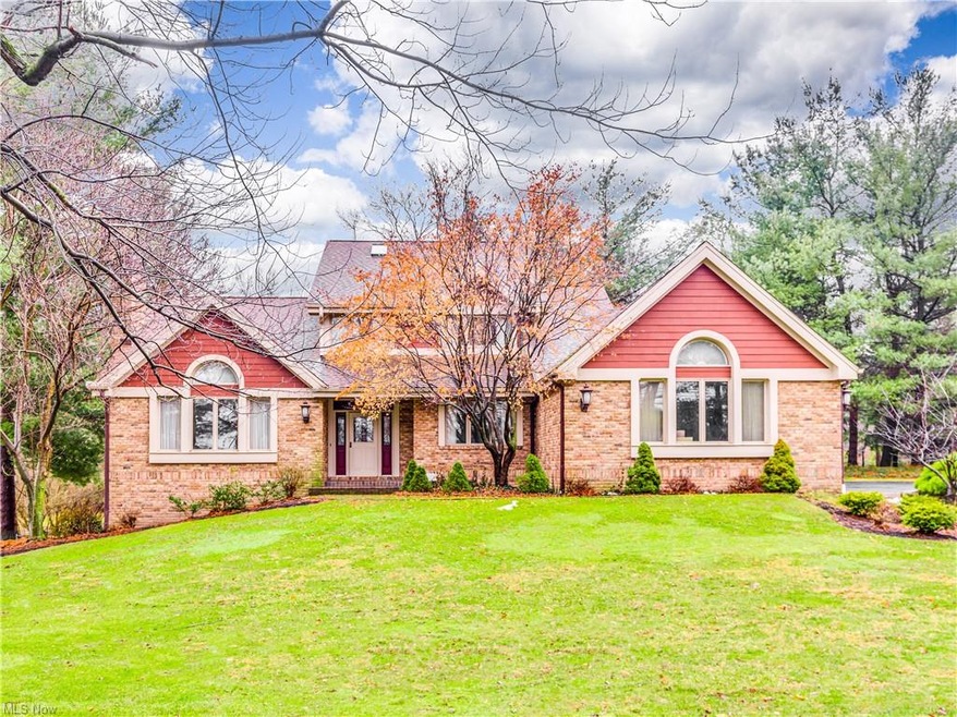 Hills and Dales Village 4 bedroom 3 full 2 half ba