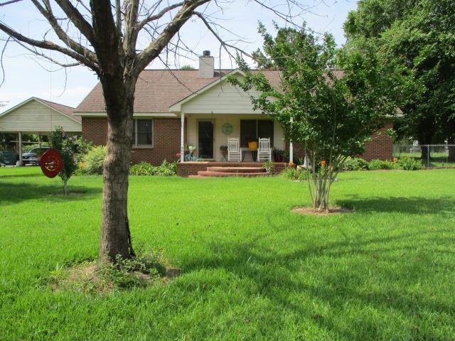 805 W Bay Ave, Doerun, GA 31744 - photo 1