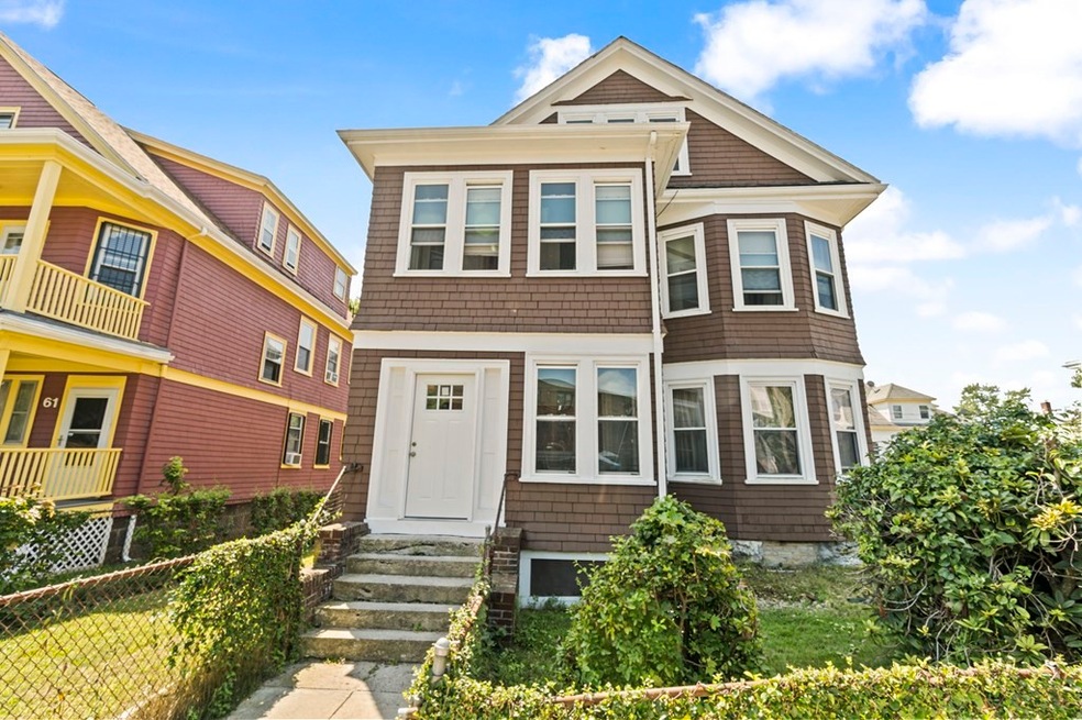 Sold $700,000 • Co-Listing Agent