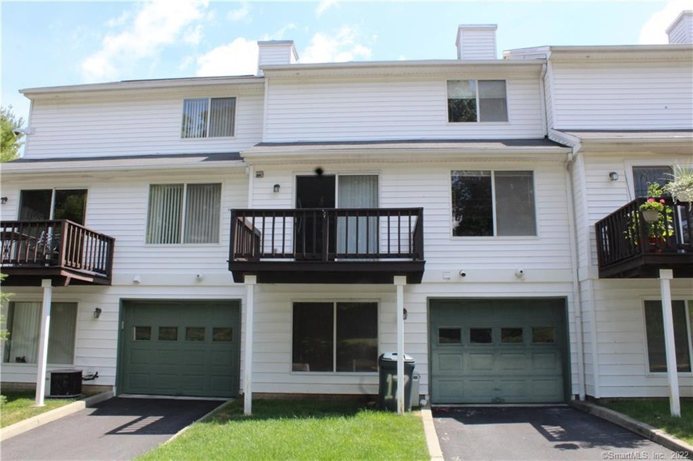 68 Virginia Ave unit 17, Danbury, CT 06810 - photo 1