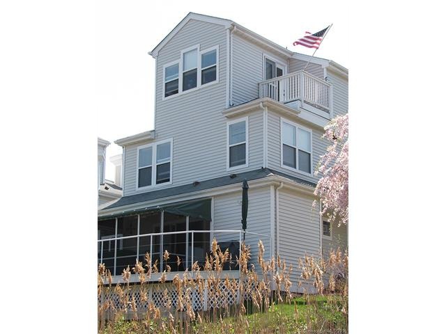 Beautiful private location best in the complex