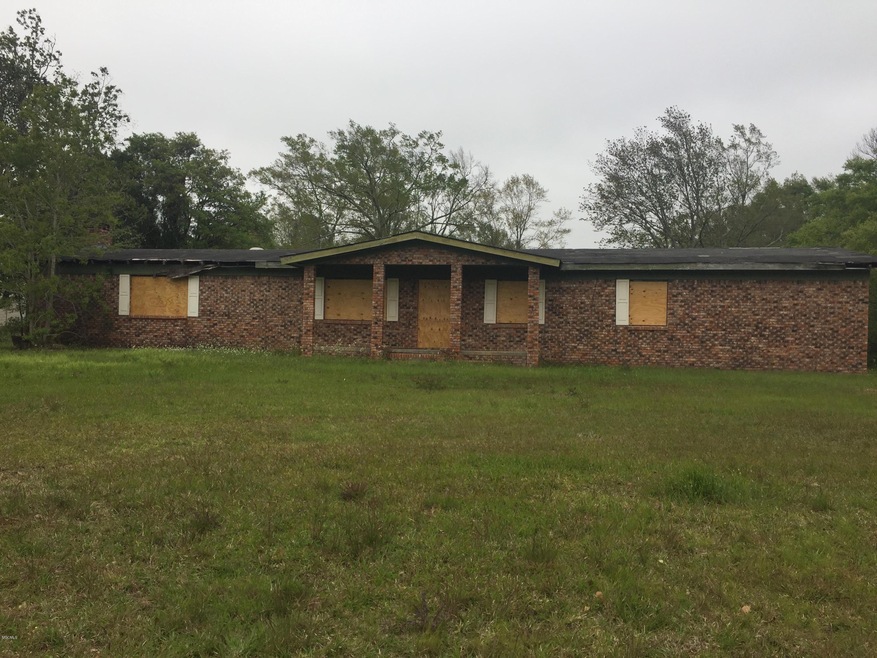 4109 Wembley Ave, Moss Point, MS 39563 - photo 1