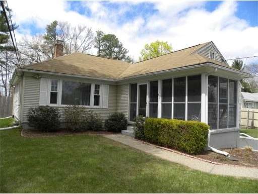 100 Mountainview St, Ludlow, MA 01056 - photo 1