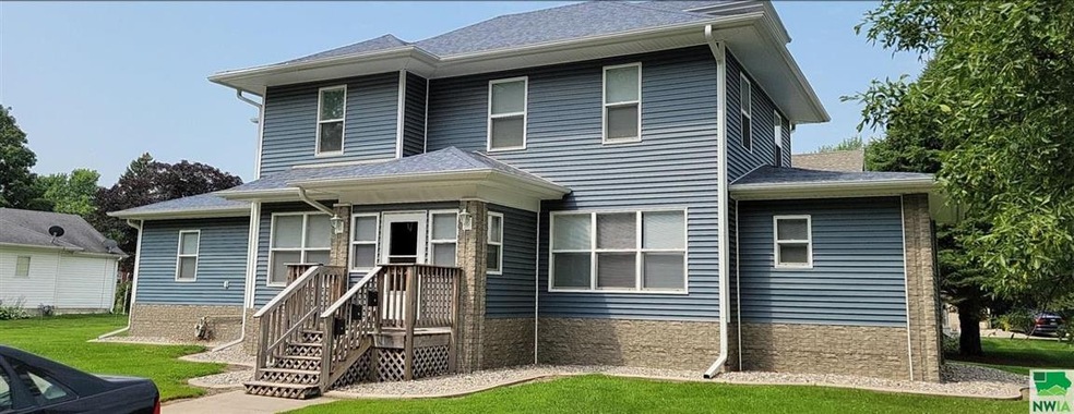 1002 5th St, Onawa, IA 51040 - photo 1