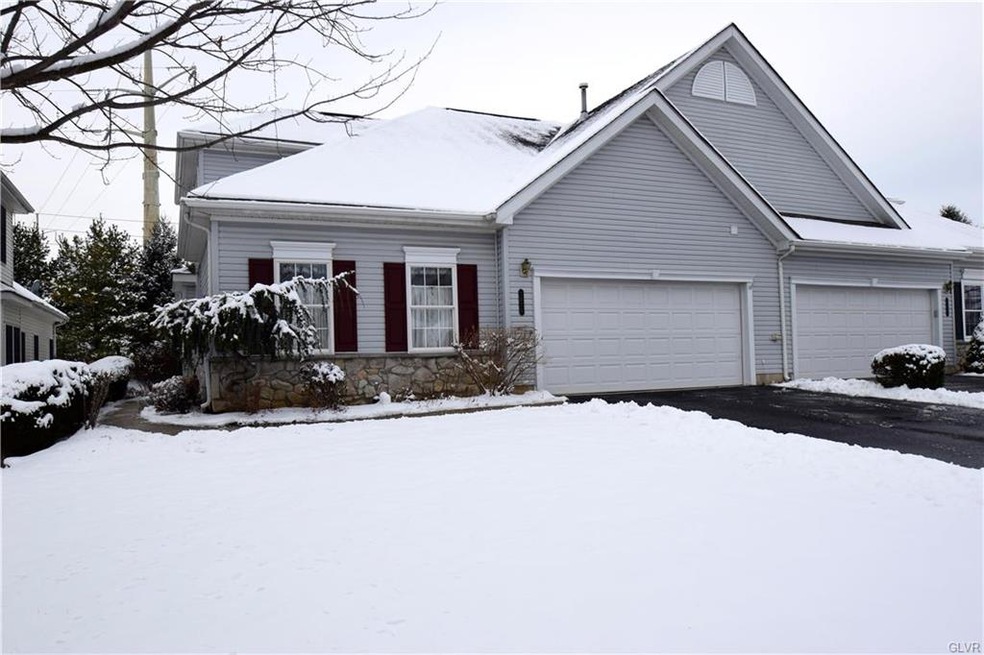 2675 Terrwood Dr W unit 184, Macungie, PA 18062 - photo 1