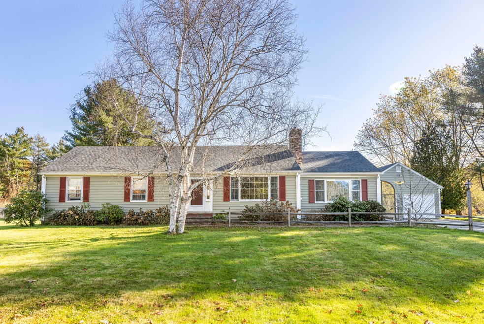 286 Princes Point Rd, Yarmouth, ME 04096 - photo 1