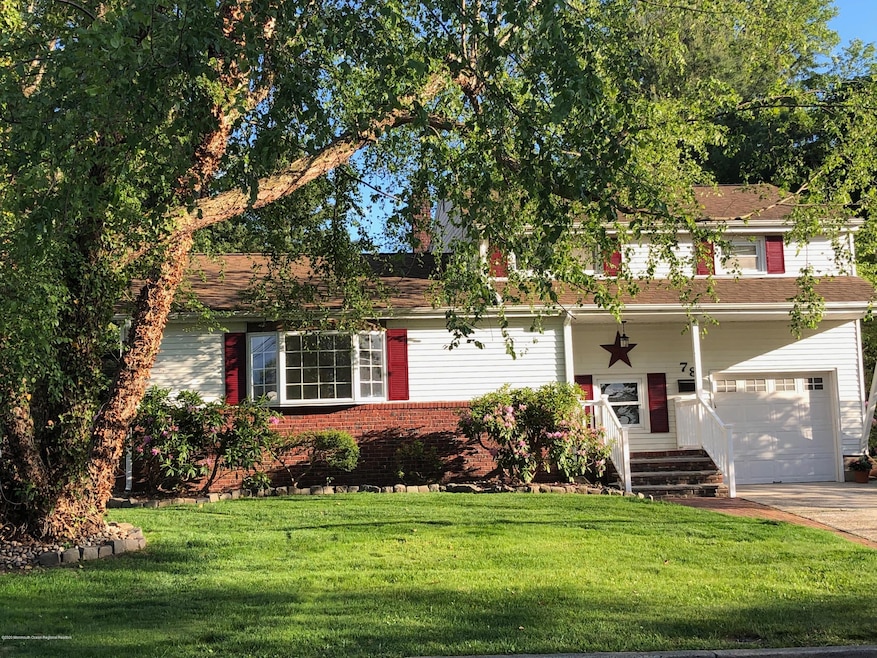 78 Crestview Front