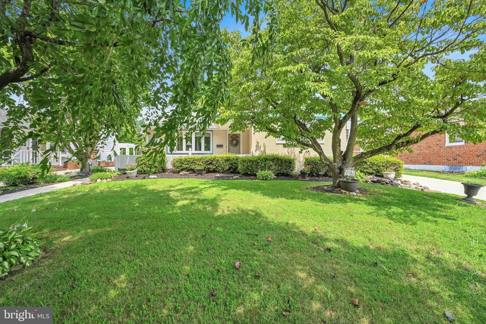 1131 Harper Ave, Woodlyn, PA 19094 - photo 1