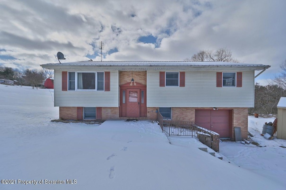 28 Wemberly Hills Rd, Olyphant, PA 18447 - photo 1