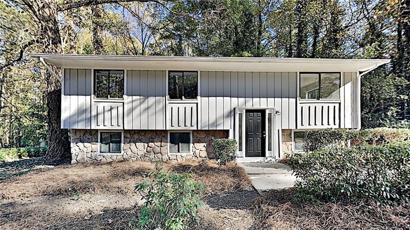 1812 Cashmere Ct, Lithonia, GA 30058 - photo 1