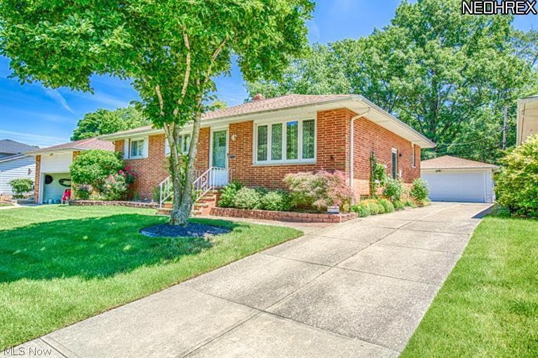 1845 Dansy Dr, Euclid, OH 44117 - photo 1