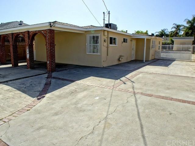 13947 Hubbard St, Sylmar, CA 91342 - photo 1