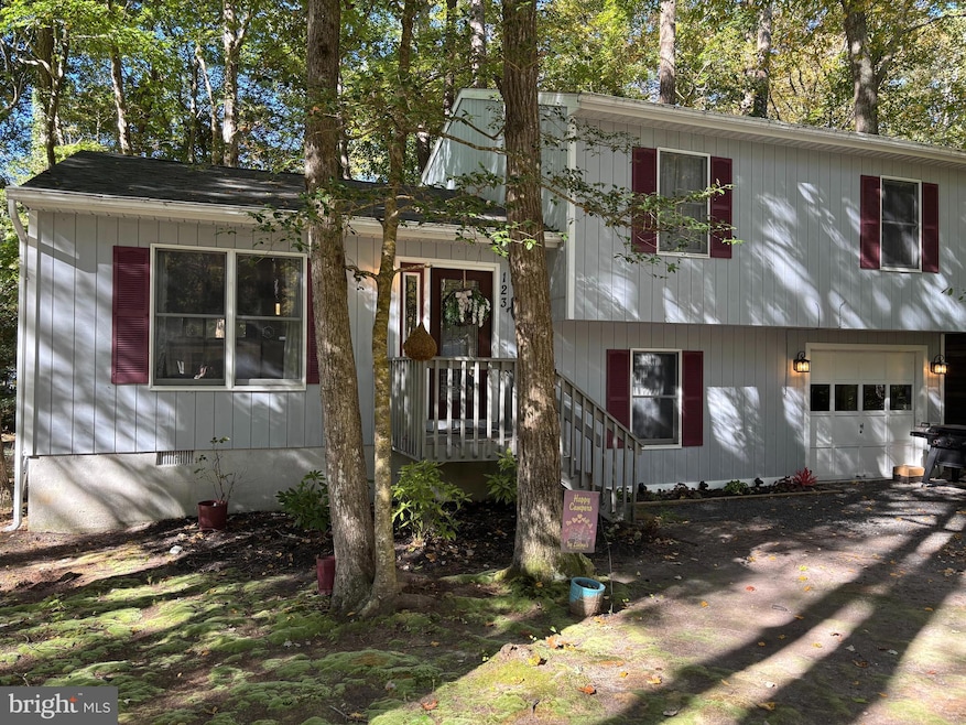 123 Camelot Cir, Berlin, MD 21811 - photo 1