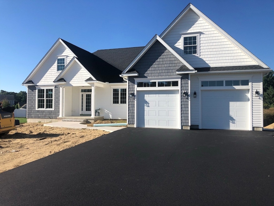 125 Pearl St, South Hadley, MA 01075 - photo 1