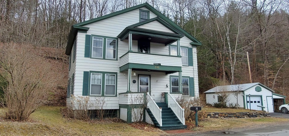 240 High St, Saint Johnsbury, VT 05819 - photo 1