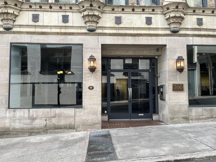 Bennie Dillon unit 506, Nashville, TN 37203 - photo 1