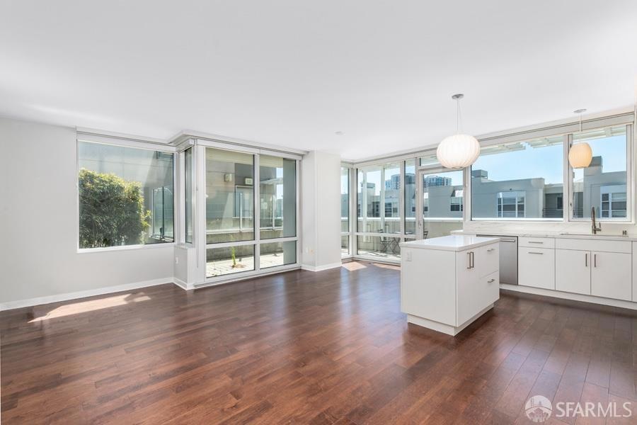 Wartermark unit 4H, San Francisco, CA 94105 - photo 1