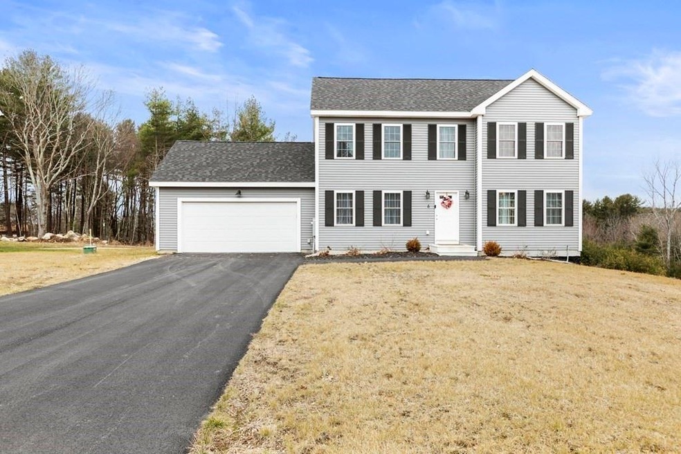 10 Common St, Douglas, MA 01516 - photo 1