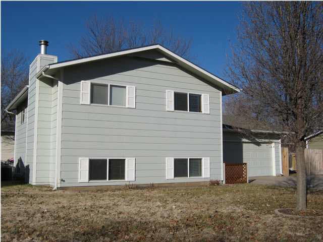 319 Shon St, Maize, KS 67101 - photo 1