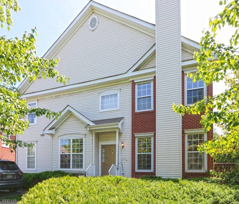 165 Gladstone Dr unit 165, Parsippany, NJ 07054 - photo 1