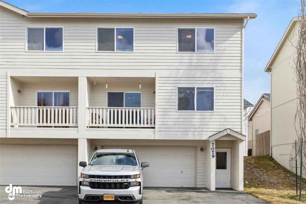 27-Exterior Front-ELKO2198