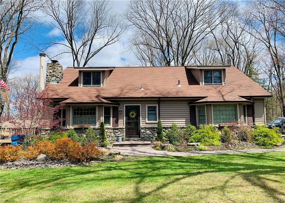 1 Cozy Ln, Warwick, NY 10990 - photo 1