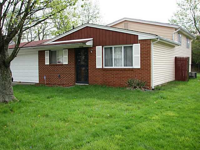 3506 Walnut Creek Dr, Columbus, OH 43224 - photo 1