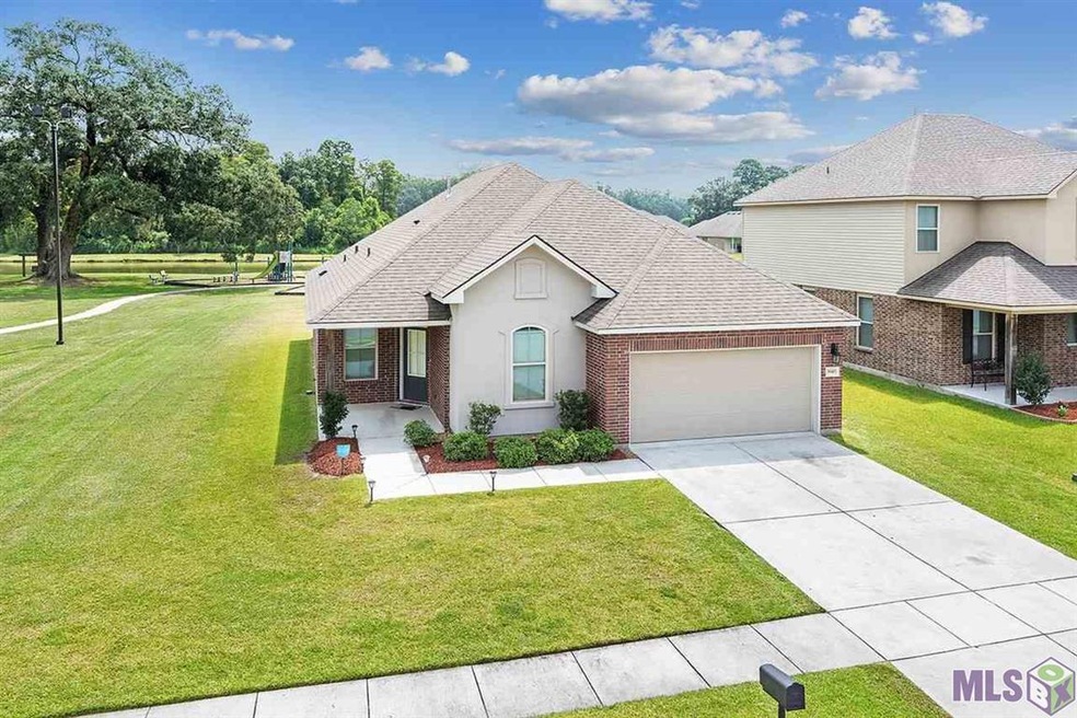 39411 Legacy Lake Dr, Gonzales, LA 70737 - photo 1