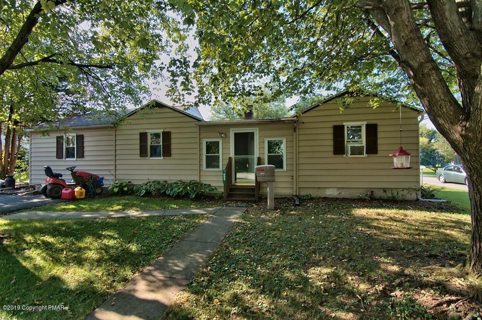 600 Avenue F, Stroudsburg, PA 18360 - photo 1