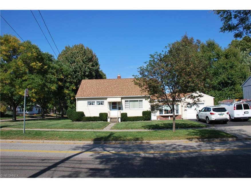 971 Carnegie Ave. Akron, OH 44314 Quaint 3 bedroom