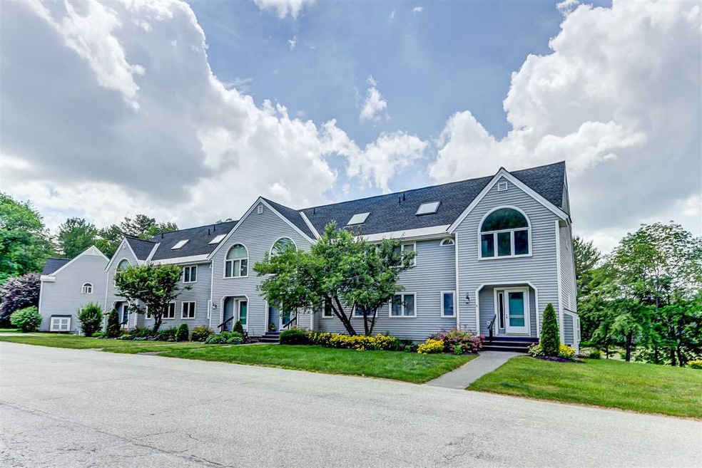 67 Fairways Dr unit 8, Bethlehem, NH 03574 - photo 1