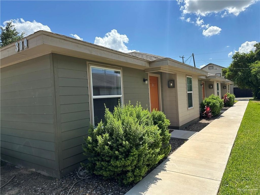 309 N 17th St, McAllen, TX 78501