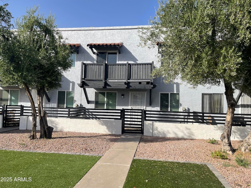 1504 E Indianola Ave unit 3, Phoenix, AZ 85014 - photo 1