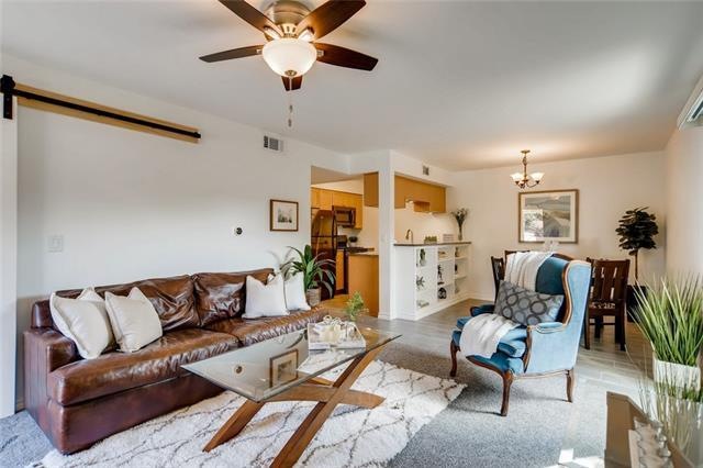 Welcome to this cozy, convenient and maintenance f