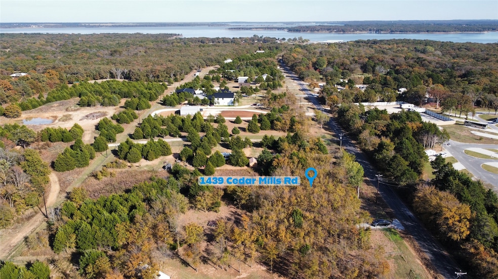 1439 Cedar Mills Rd, Gordonville, TX 76245 - photo 1