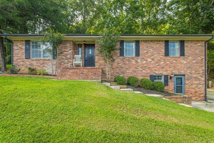 1609 3rd Ave. front photo