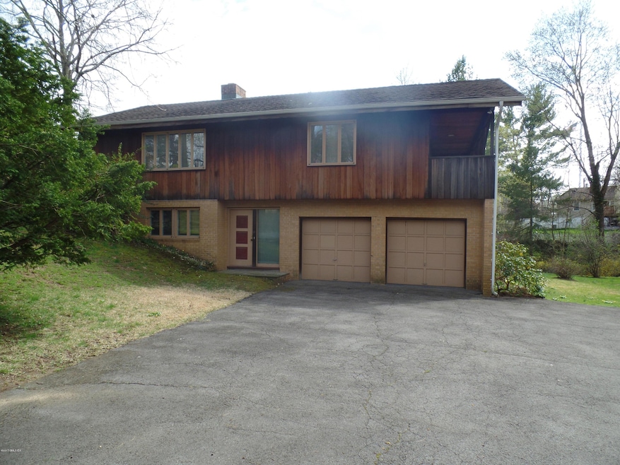 38 Shady Ln, Greenwich, CT 06831 - photo 1