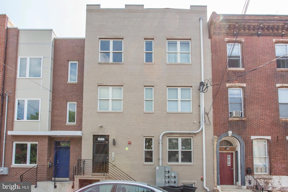 1917 N 7th St unit 3R, Philadelphia, PA 19122 - photo 1