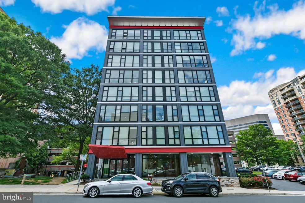 Octave 1320 unit 211, Silver Spring, MD 20910 - photo 1