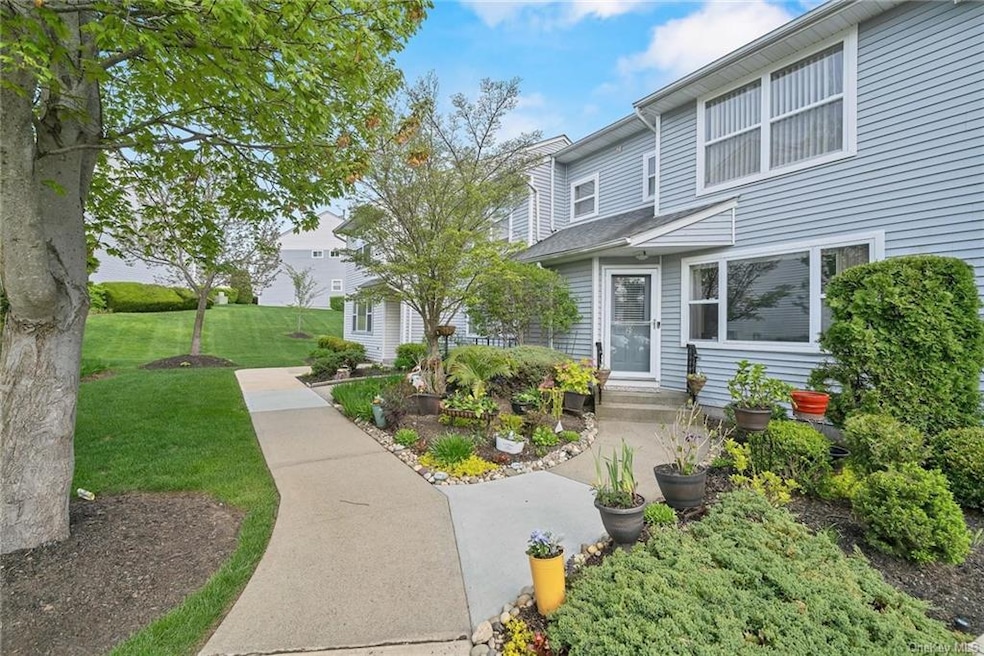 20 Trafalgar Ct unit 322, Nanuet, NY 10954 - photo 1