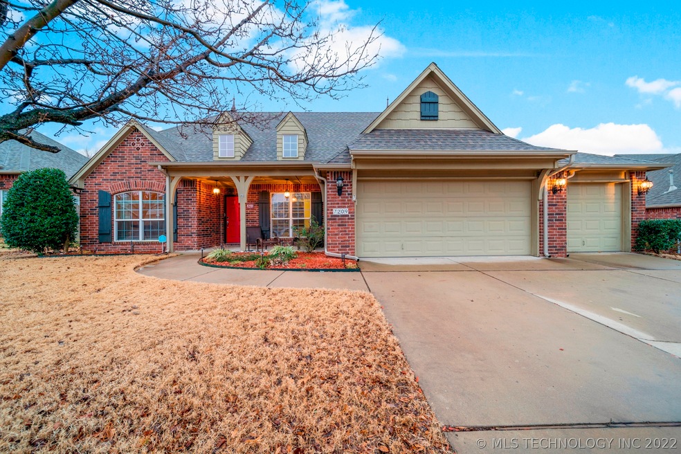 7209 E Jackson St, Broken Arrow, OK 74014 - photo 1