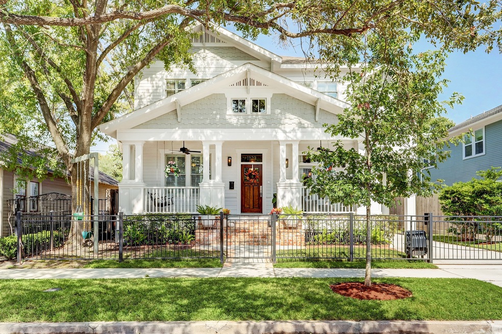 1123 Woodland St, Houston, TX 77009 - photo 1