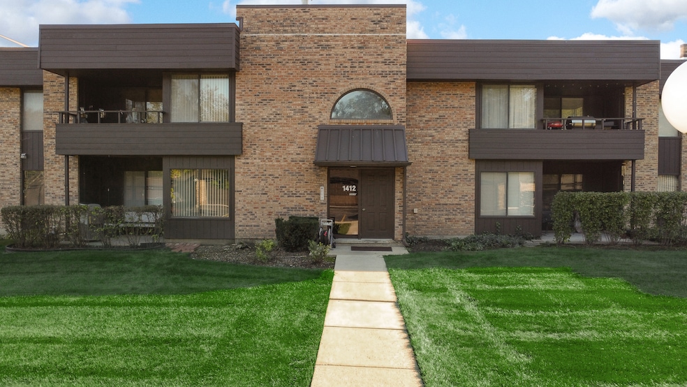 1412 N Sterling Ave unit 102, Palatine, IL 60067 - photo 1